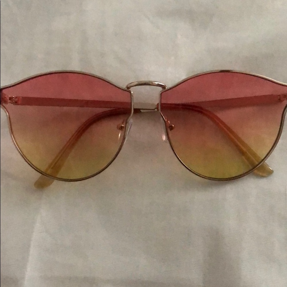 NWOT ombré Sunglasses Nastygal